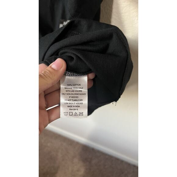 Rebel Vengeance Cherry Skull Graphic Tee Size 2XL - Picture 8 of 11